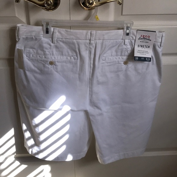 IZOD Saltwater Stretch White Shorts - Picture 2 of 3